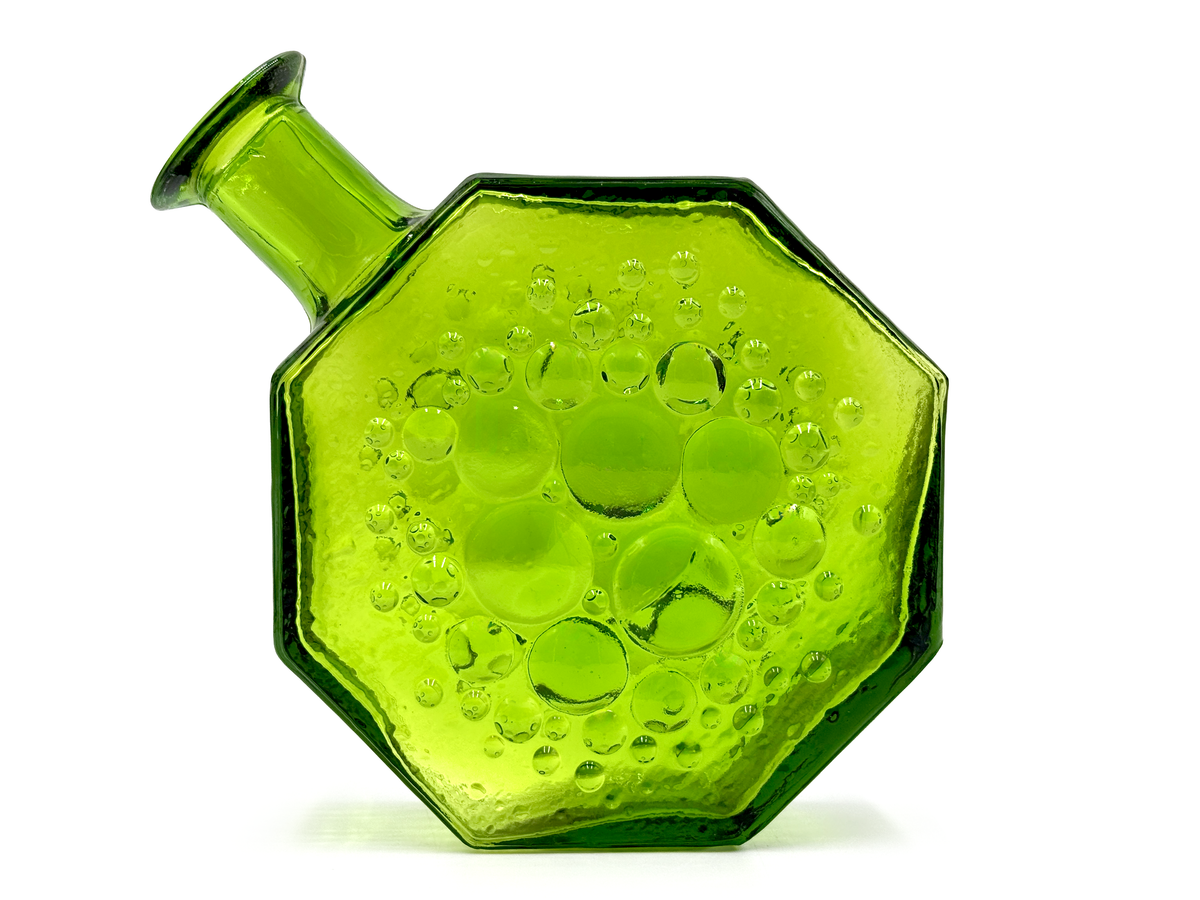 Riihimäki / Riihimäen Lasi (Finlande) Vase bouteille 'Stella Polaris', en vert | Modèle #1720 | Conçu par Nanny Still * TROUVER RARE *