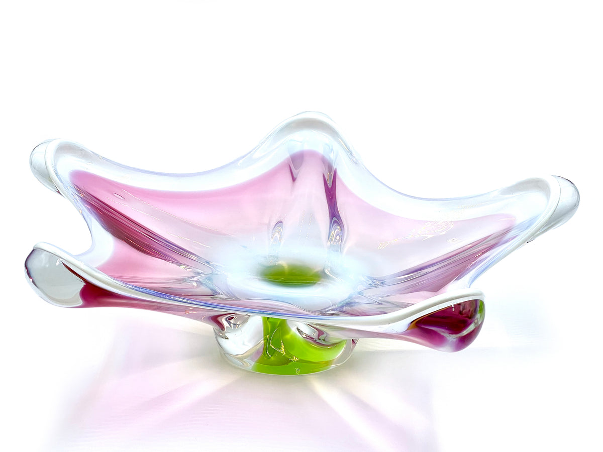 Chřibská Glassworks (Czechoslovakia) Art Glass 13.5" Centrepiece, in Pink/Lime/White