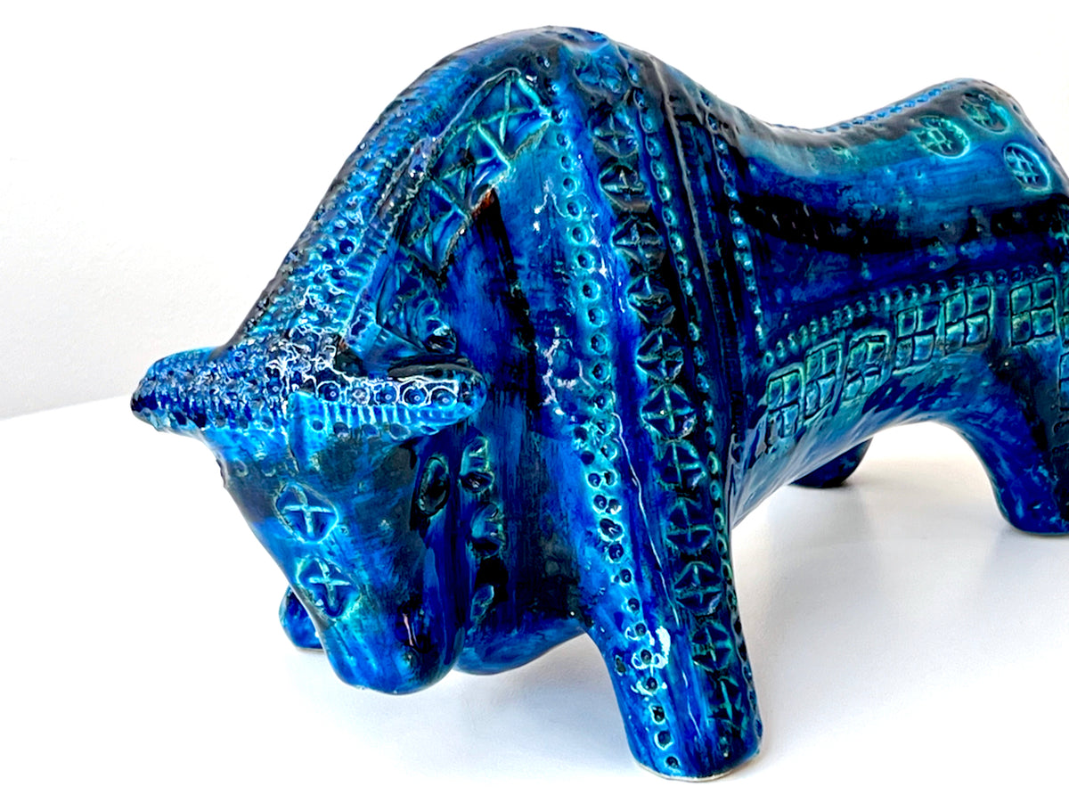 Bitossi (Italy) 'Rimini Blu' 13" Bull