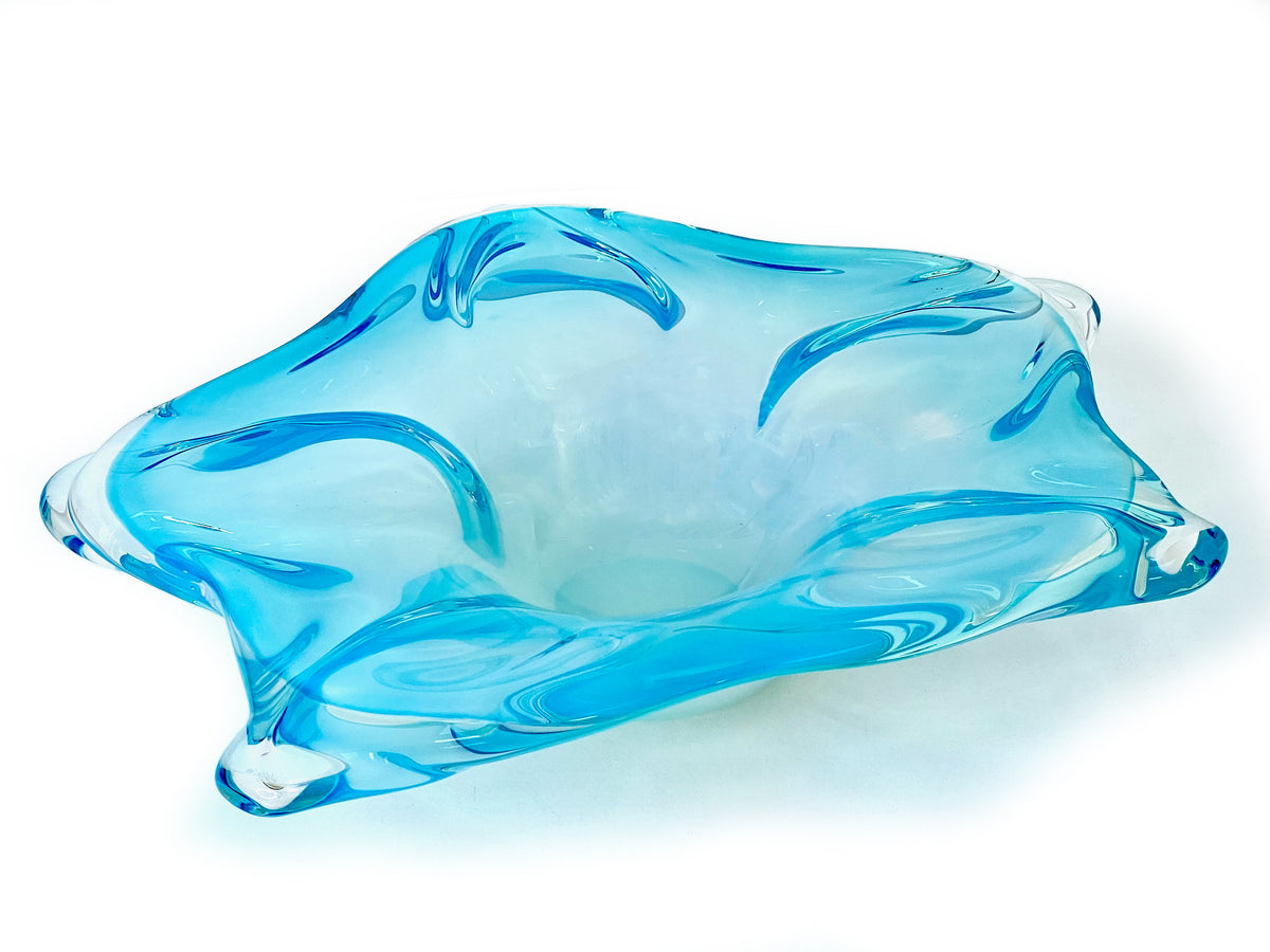 Centre de table en verre d'art Fratelli Toso (Murano, Italie) de 29,2 cm, bleu ciel