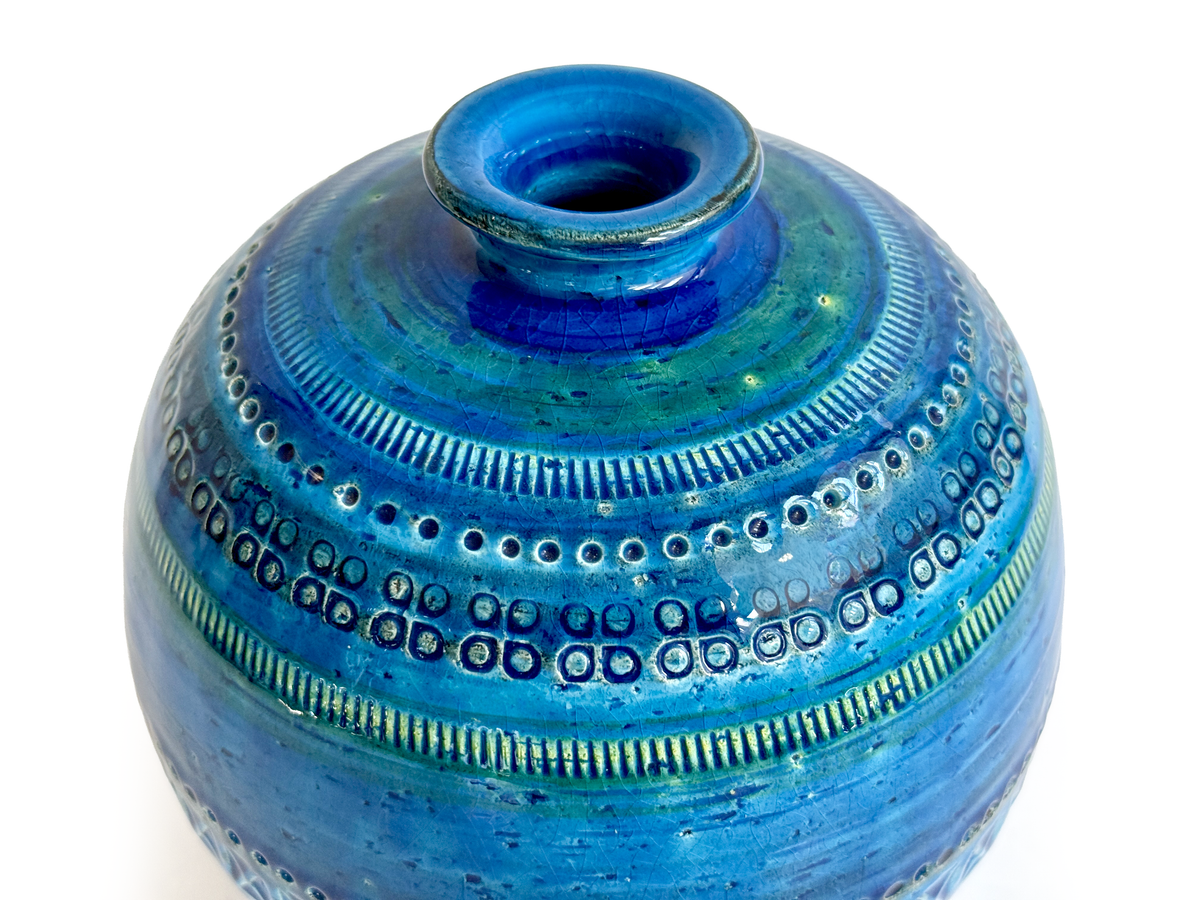 Bitossi (Italy) 'Rimini Blu' 7.5" Ball Vase