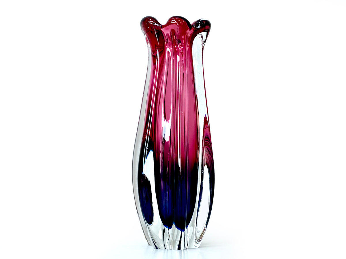 Sanyu Glass (Japon) Vase en verre d'art 11"