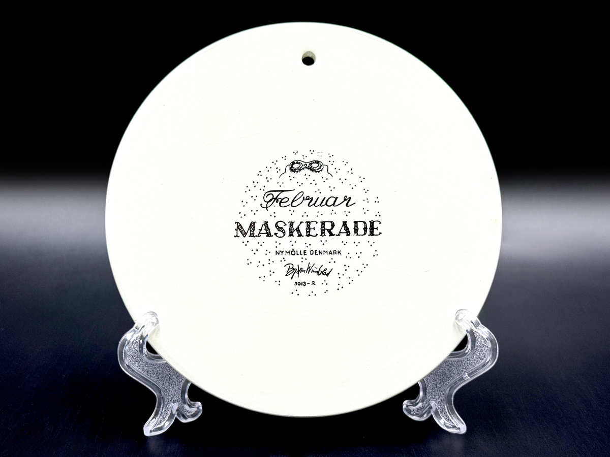 Nymølle (Danemark) Calendrier Plaques - Février 'Maskerade' 6" Plaque murale | Conçu par Bjørn Wiinblad