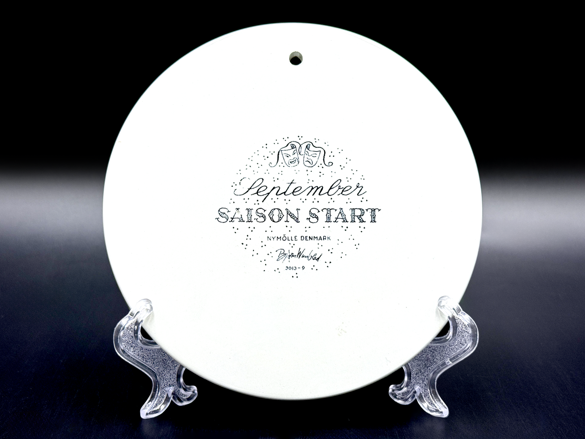 Nymølle (Danemark) Calendrier Plaques - Septembre 'Saison Start' 6" Plaque murale | Conçu par Bjørn Wiinblad