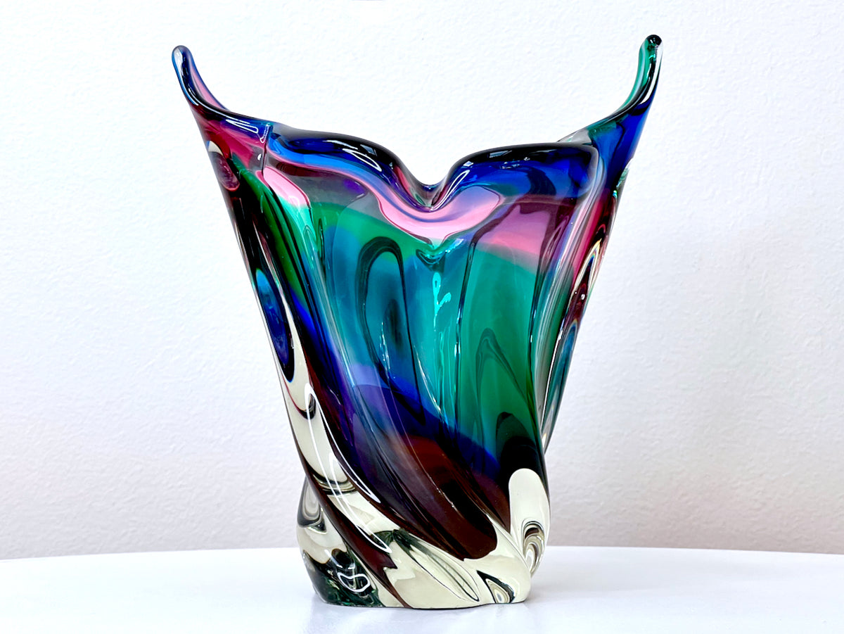 Iwatsu Glass (Japan) from their Best Art Glass range | Art Glass Vase ...