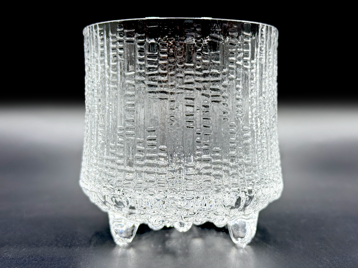 Vaso Old Fashioned (con hielo) 'Ultima Thule' de Iittala (Finlandia) [Se vende por separado]