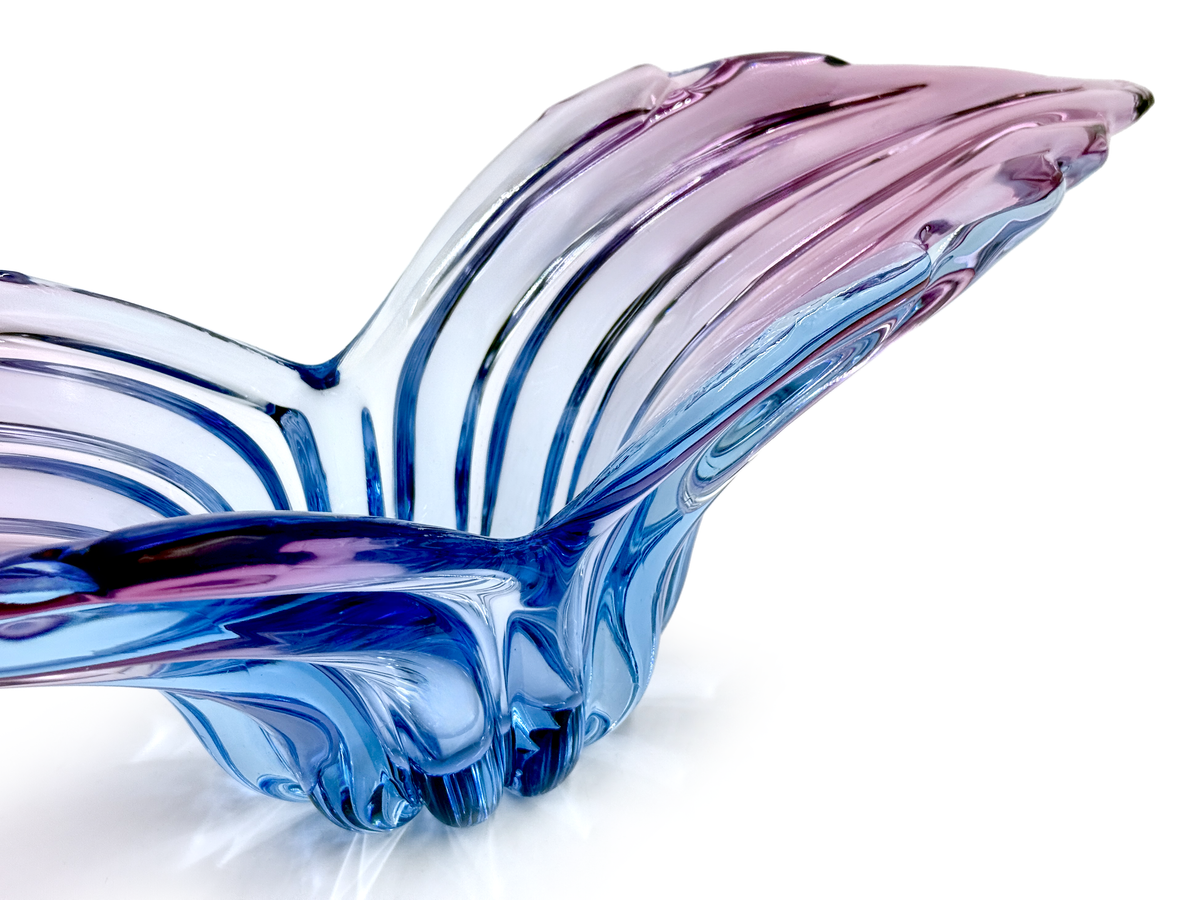 Alfredo Barbini (Murano, Italie) Centre de table Art Glass 19", en violet/bleu *RARE FIND*