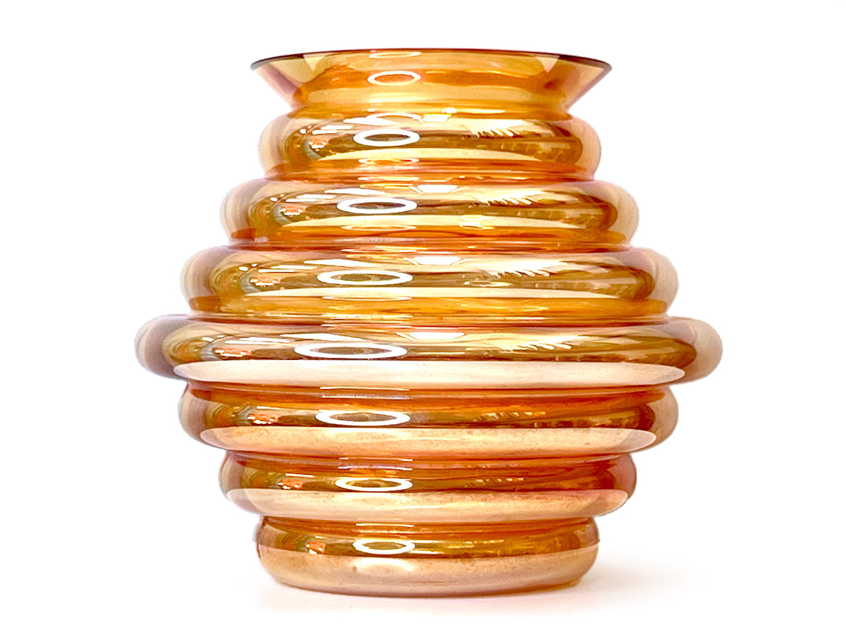 Jarrón de 20 cm "Melon Rib" de Crown Crystal Glass (Australia), color caléndula
