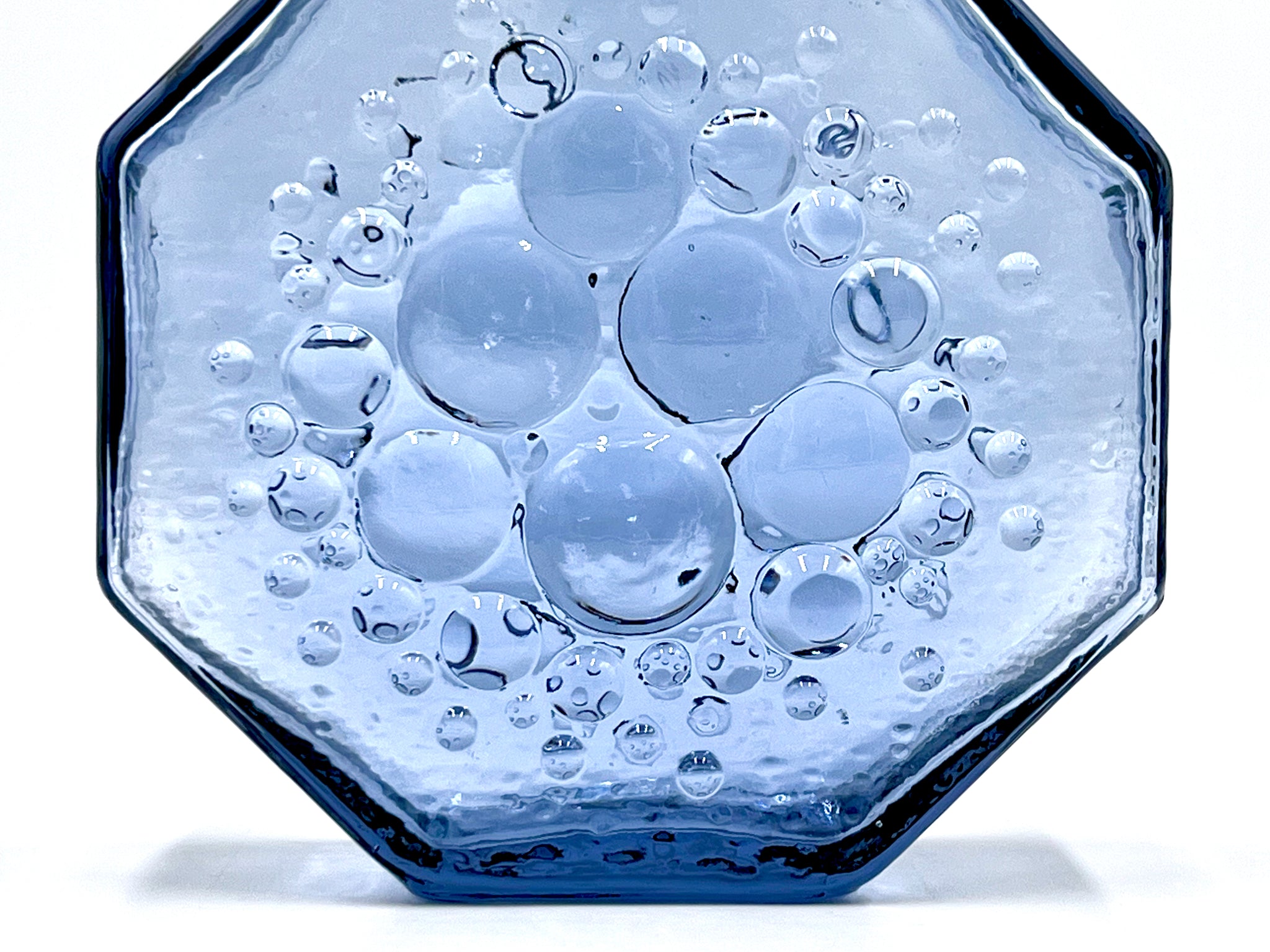 Riihimäen Lasi Oy (Finland) 'Stella Polaris' Bottle Vase, in