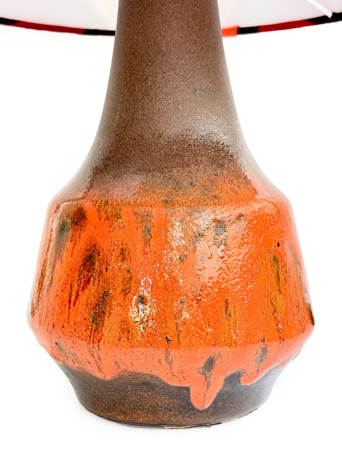 Lámpara de mesa de cerámica de 58 cm en marrón/naranja, con pantalla hecha a mano (tela vintage)
