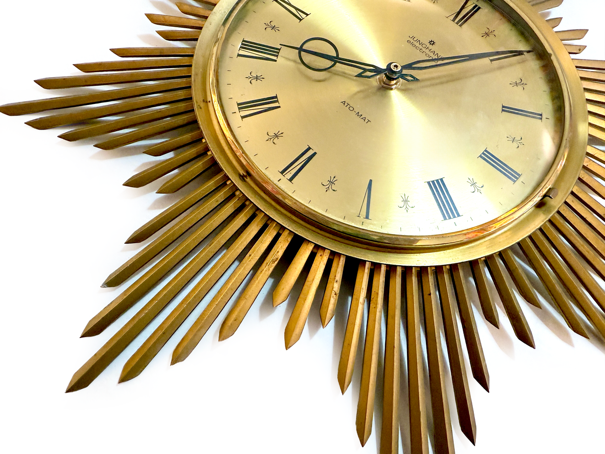 Horloge murale Junghans (Allemagne), grand modèle 45,7 cm (18 pouces), motif étoile | Circa années 1960