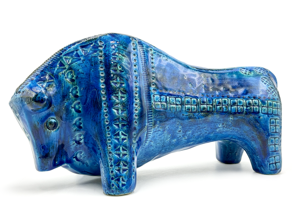 Bitossi (Italy) 'Rimini Blu' 13" Bull