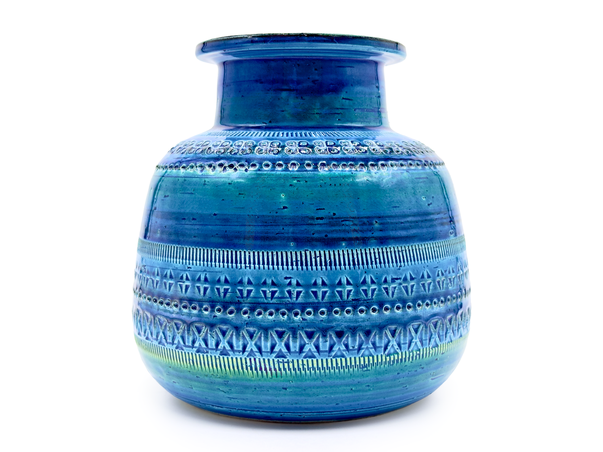 Bitossi (Italy) 'Rimini Blu' 8" Vase