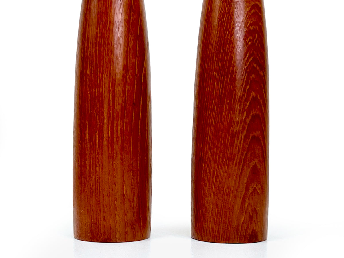 Candelabros altos de teca 'Tulip' de 11,5" (juego x2) | Hecho en Dinamarca