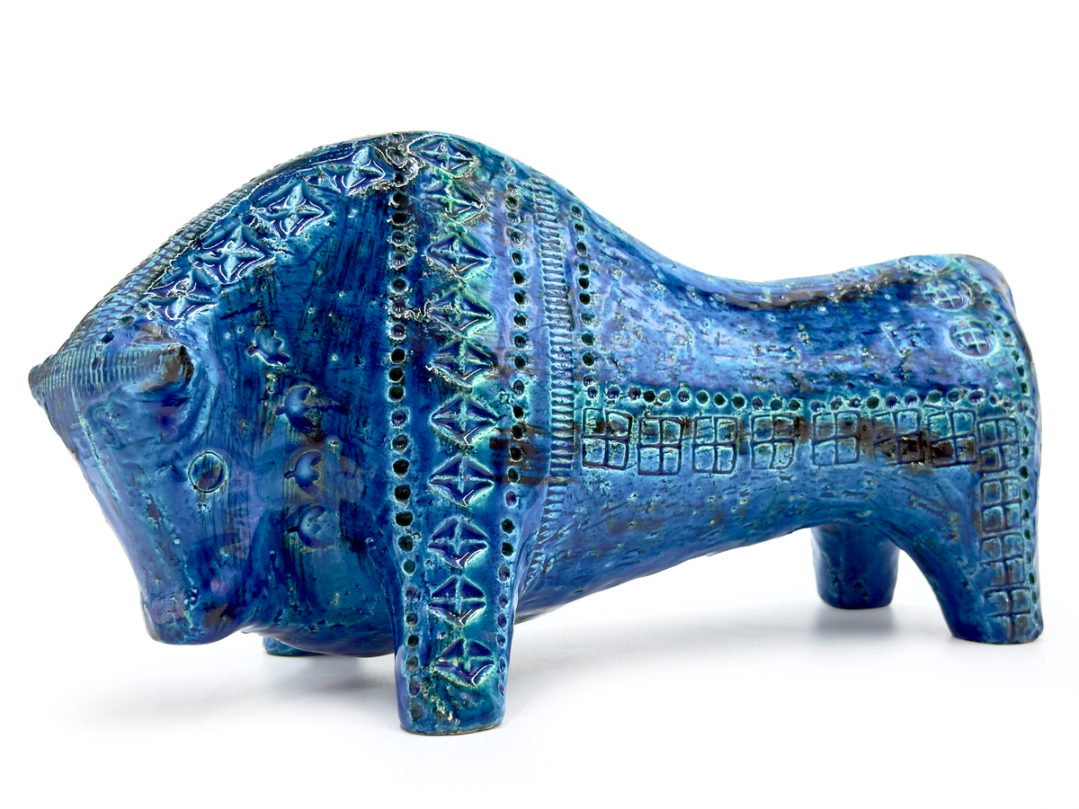 Bitossi (Italy) 'Rimini Blu' 13" Bull