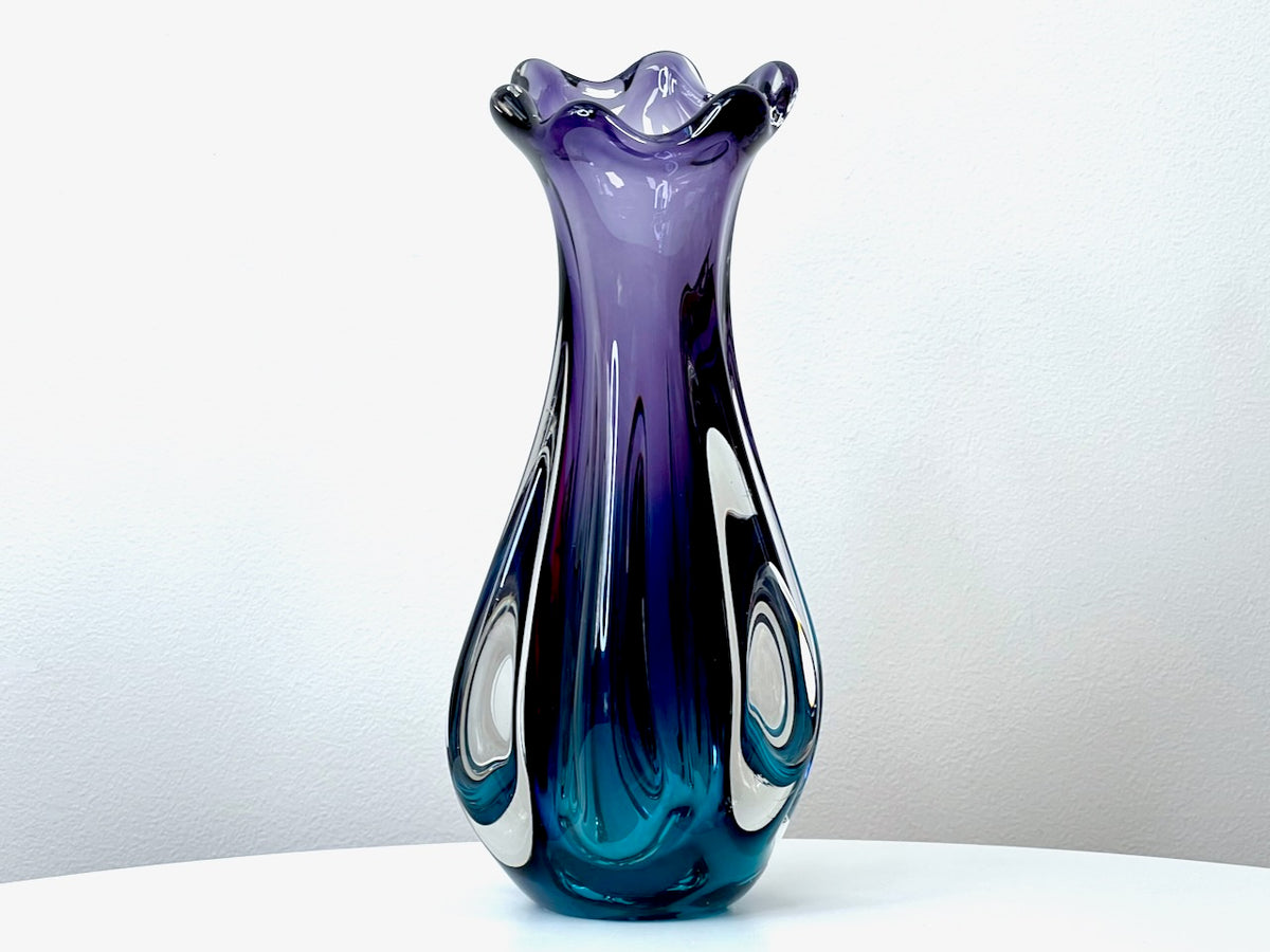 Sanyu Glass (Japan) Art Glass 12