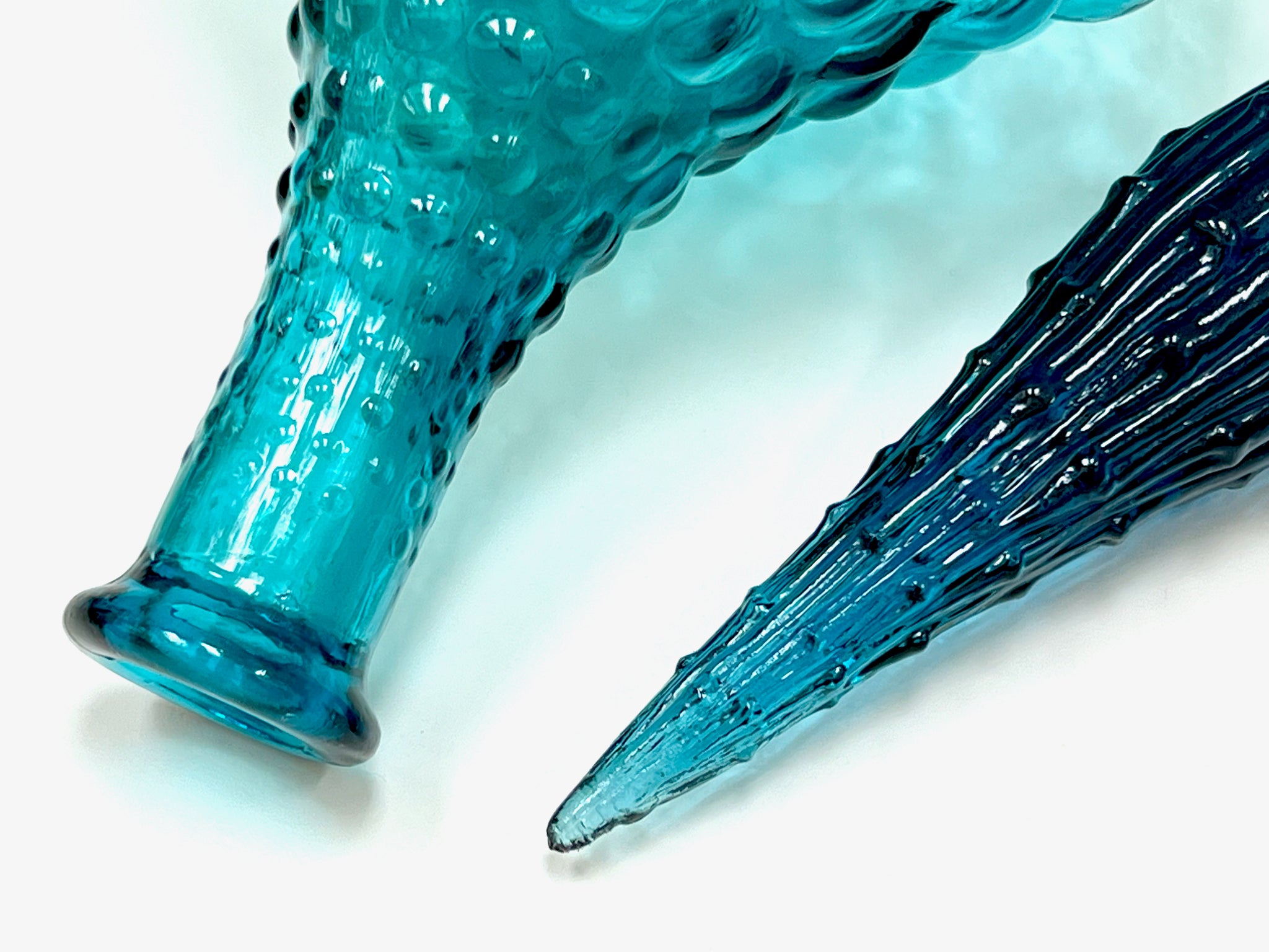 Empoli Glass Decanter ( No Stopper online ) Aqua / Peacock Polka Dots