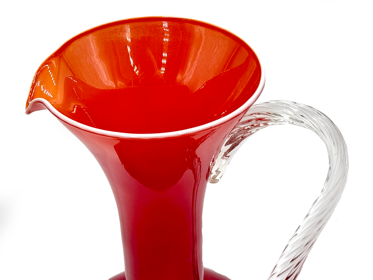Pichet en verre doublé de 33 cm (13 pouces), rouge, de la gamme Opalina Fiorentina de Stelvia Glass (Empoli, Italie).
