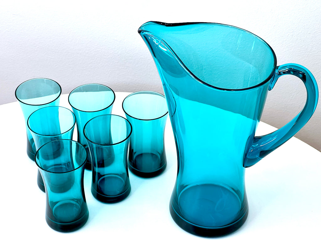 Cocktail Sets, Pitchers – That Retro Piece
