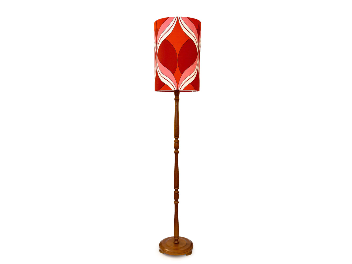 Lámpara de pie de madera de 1,95 m (6'4") con pantalla hecha a mano (tela vintage)