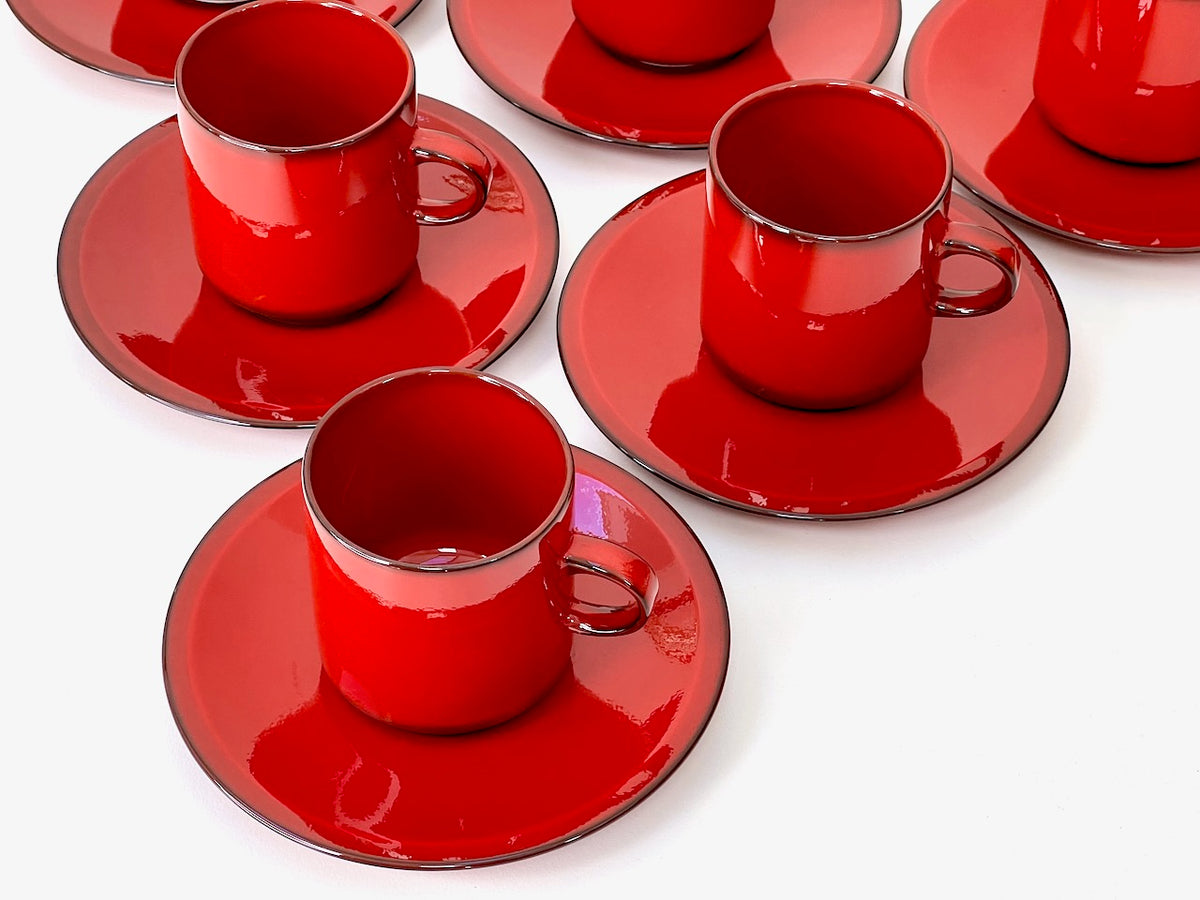 Taza y platillo medianos 'Granada' de Villeroy &amp; Boch (Luxemburgo) [se venden por separado]