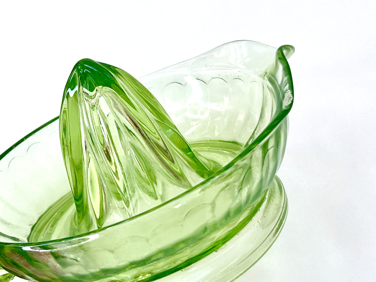 Anchor Hocking (USA) Presse-agrumes, en verre d'uranium vert