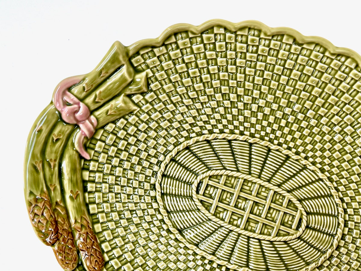 Bordallo Pinheiro (Portugal) 'Asparagus Basketweave' in Green, Large 15.5" Serving Platter
